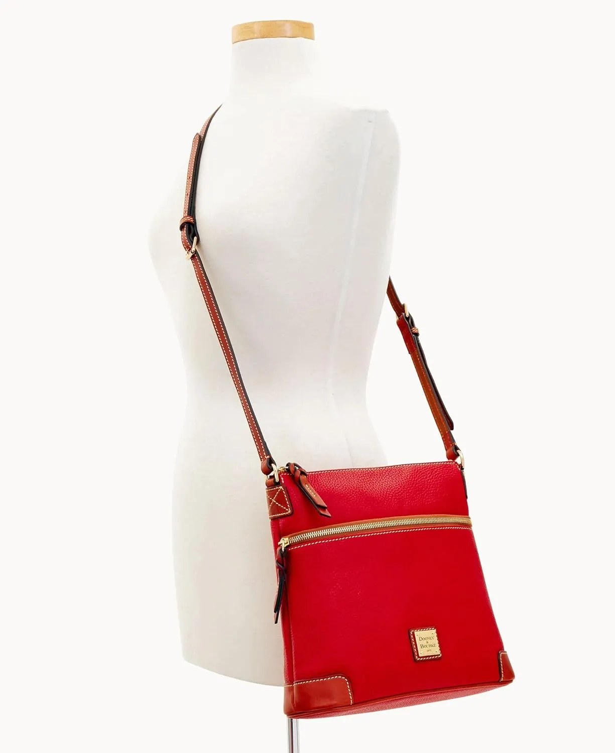 Dooney & Bourke Women's Crossbody in Pebble Grain Leather, Large Handbag with Adjustable Shoulder Strap