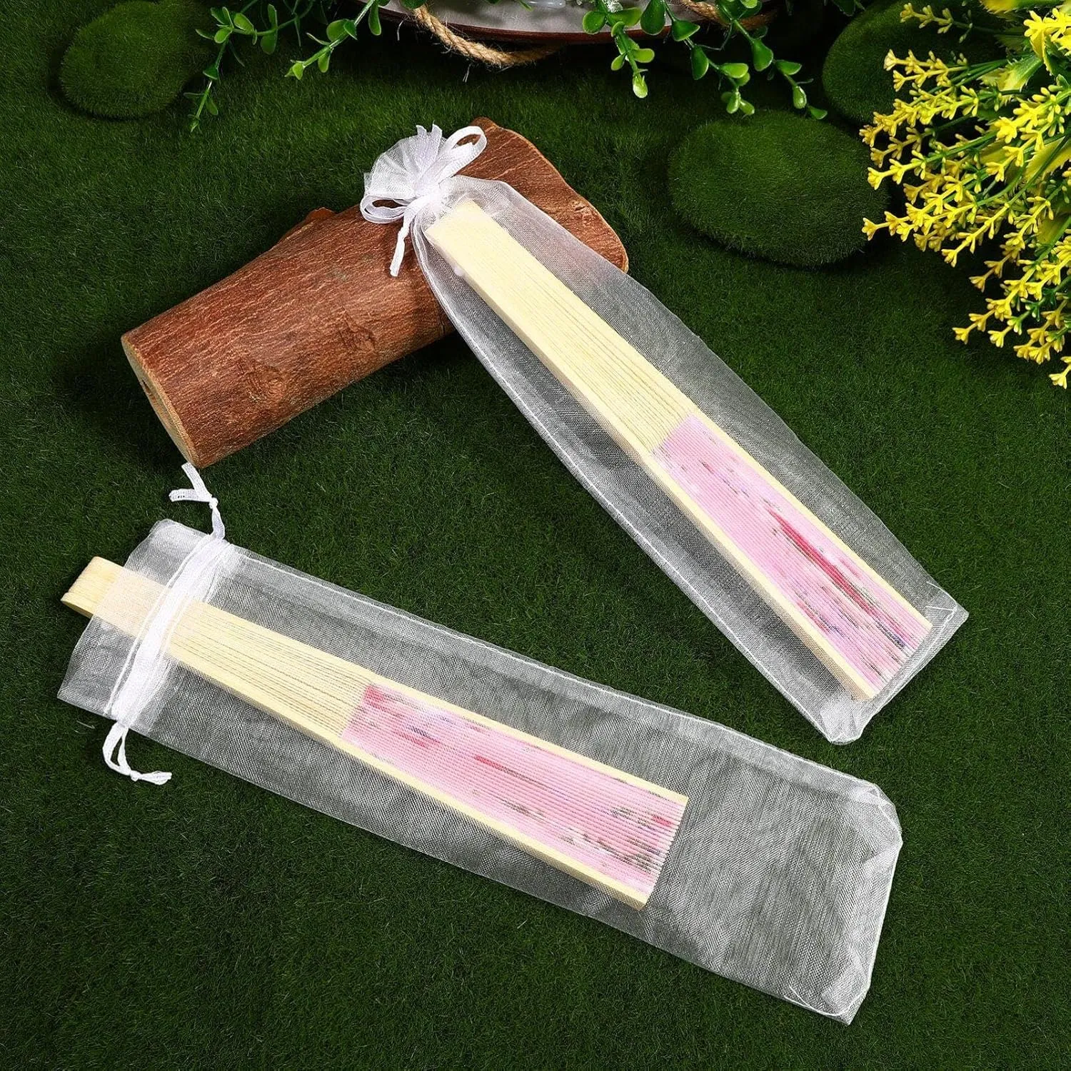 Favor Bags 150pcs Drawstring Organza Hand Fan Bags,White Organza Bags for Candy Jewelry Party Wedding Favor Drawstring Pouch Bags Jewelry Bags
