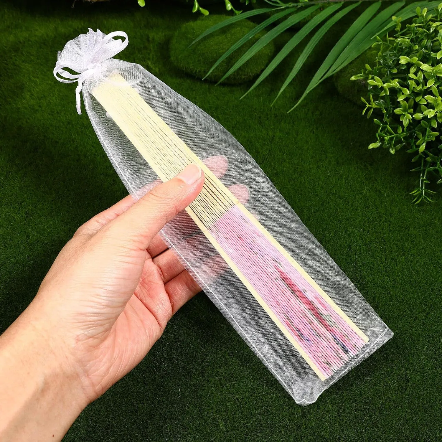 Favor Bags 150pcs Drawstring Organza Hand Fan Bags,White Organza Bags for Candy Jewelry Party Wedding Favor Drawstring Pouch Bags Jewelry Bags