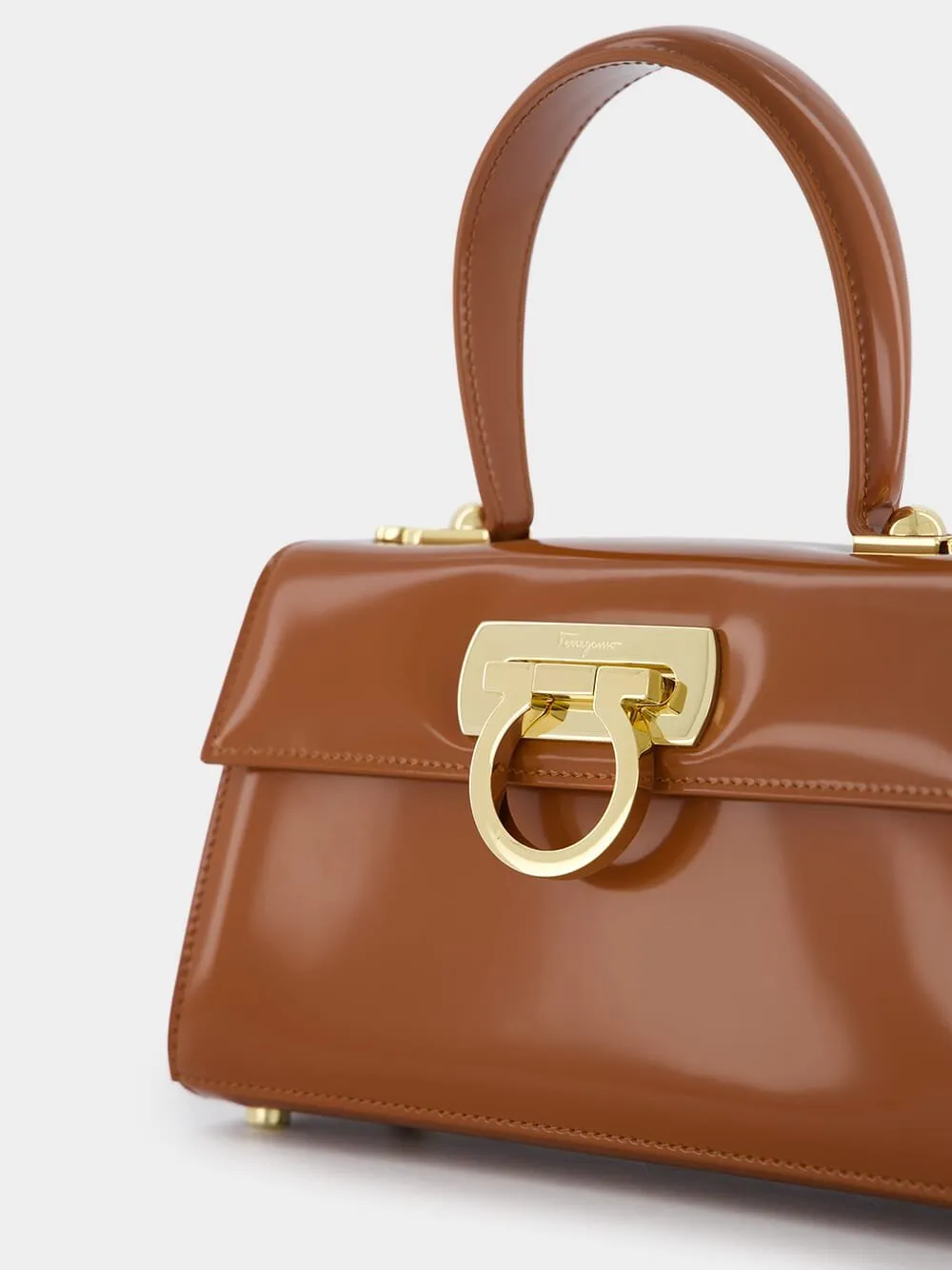 Iconic Top Handle