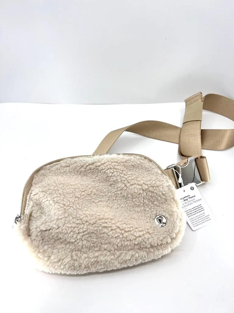 LULULEMON EVERYWHERE FLEECE BELT BAG