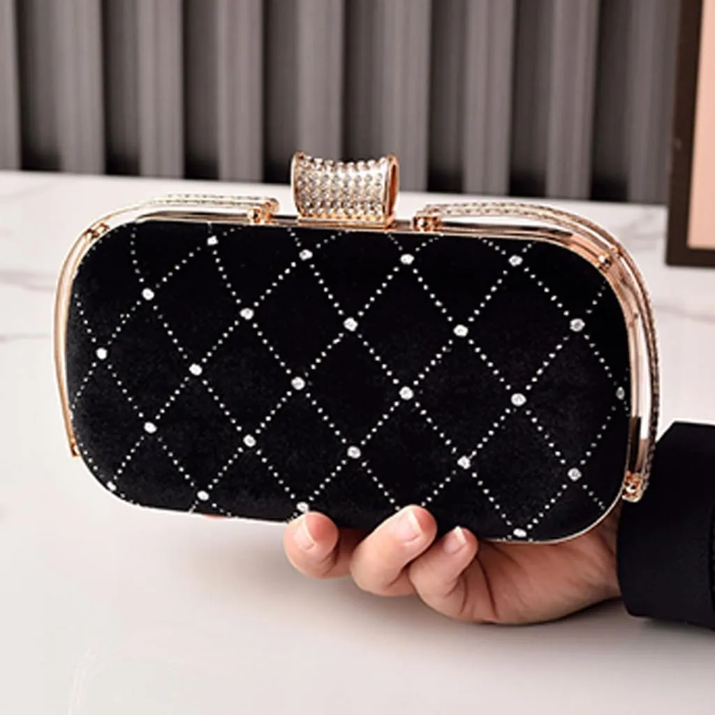 Luxurious Women's Crossbody Bag With Chain Evening Bags Quilted Handbag For Fashion Women Seeking A Touch Of Fashion