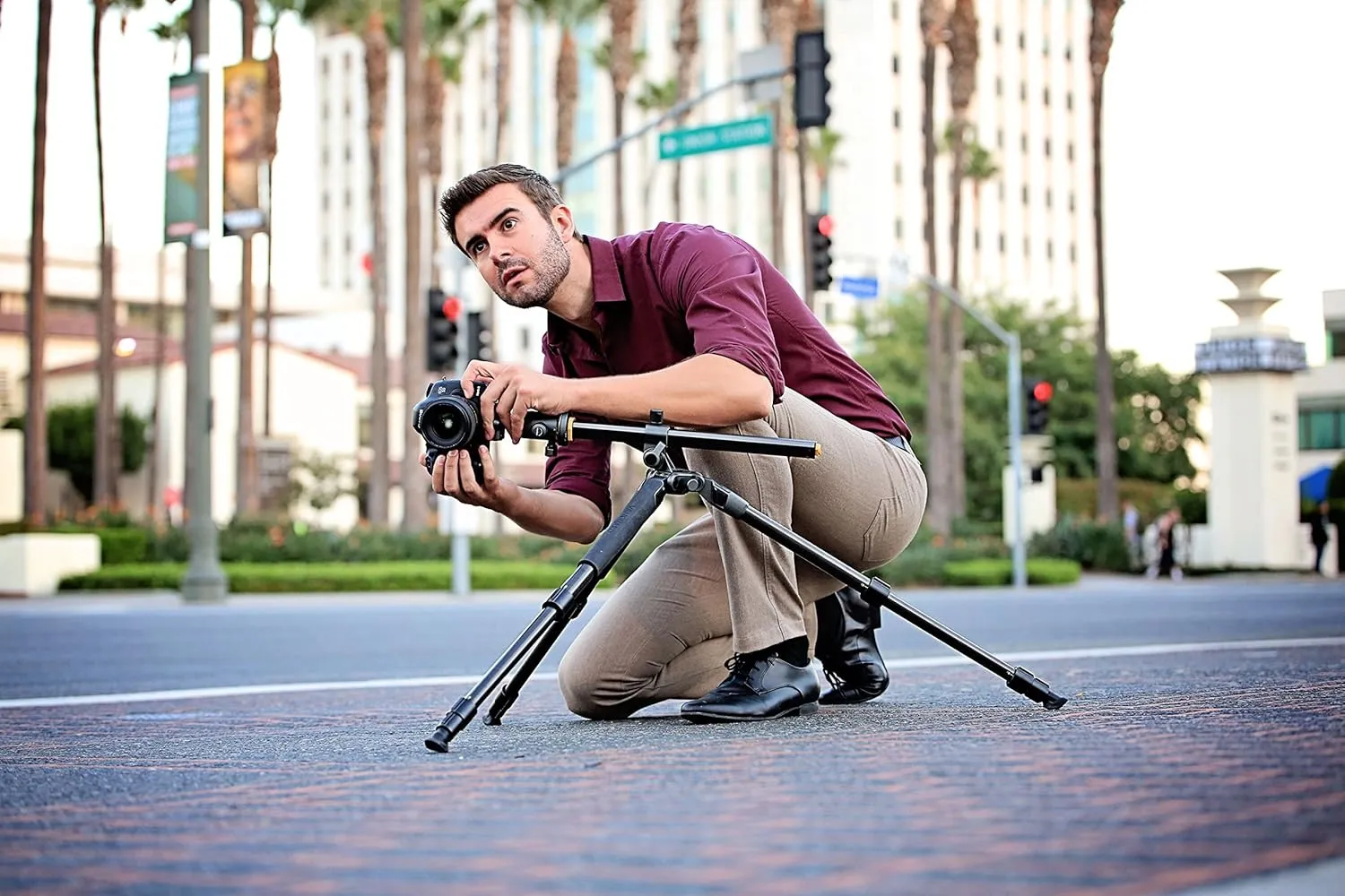 Vanguard Alta Pro 2  263CT Carbon Fiber Tripod with Multi-Angle Center Column for Sony, Nikon, Canon DSLR Cameras