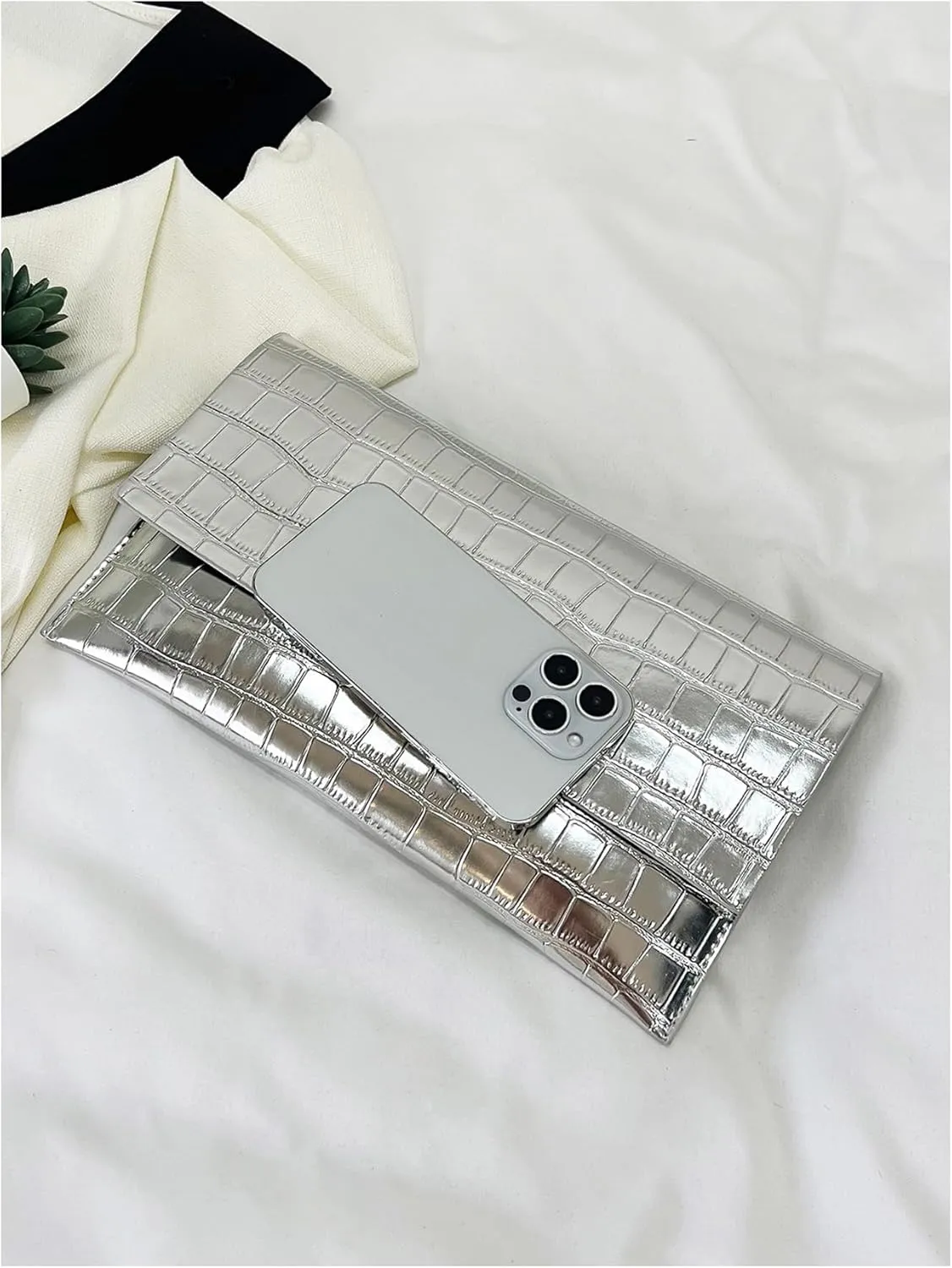 Verdusa Women's Clutch Evening Bags Metallic Purses Envelope Handbags