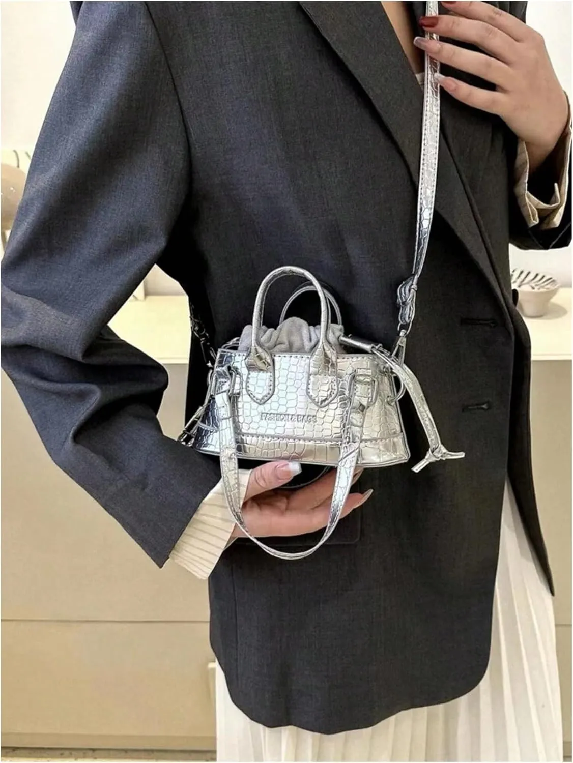 Women's Metallic Crocodile Embossed Shoulder Handbag Funky Drawstring Double Handle Mini Clutch Purse